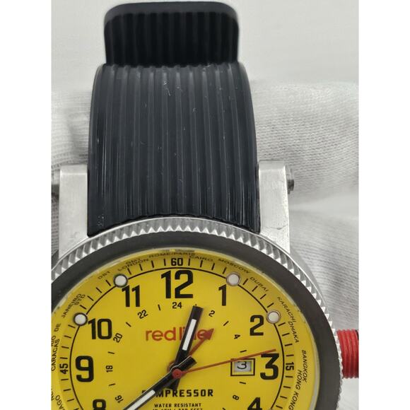 Mens Redline Compressor World Time YELLOW DIAL Quartz Watch New Battery Rare - Picture 3 of 10